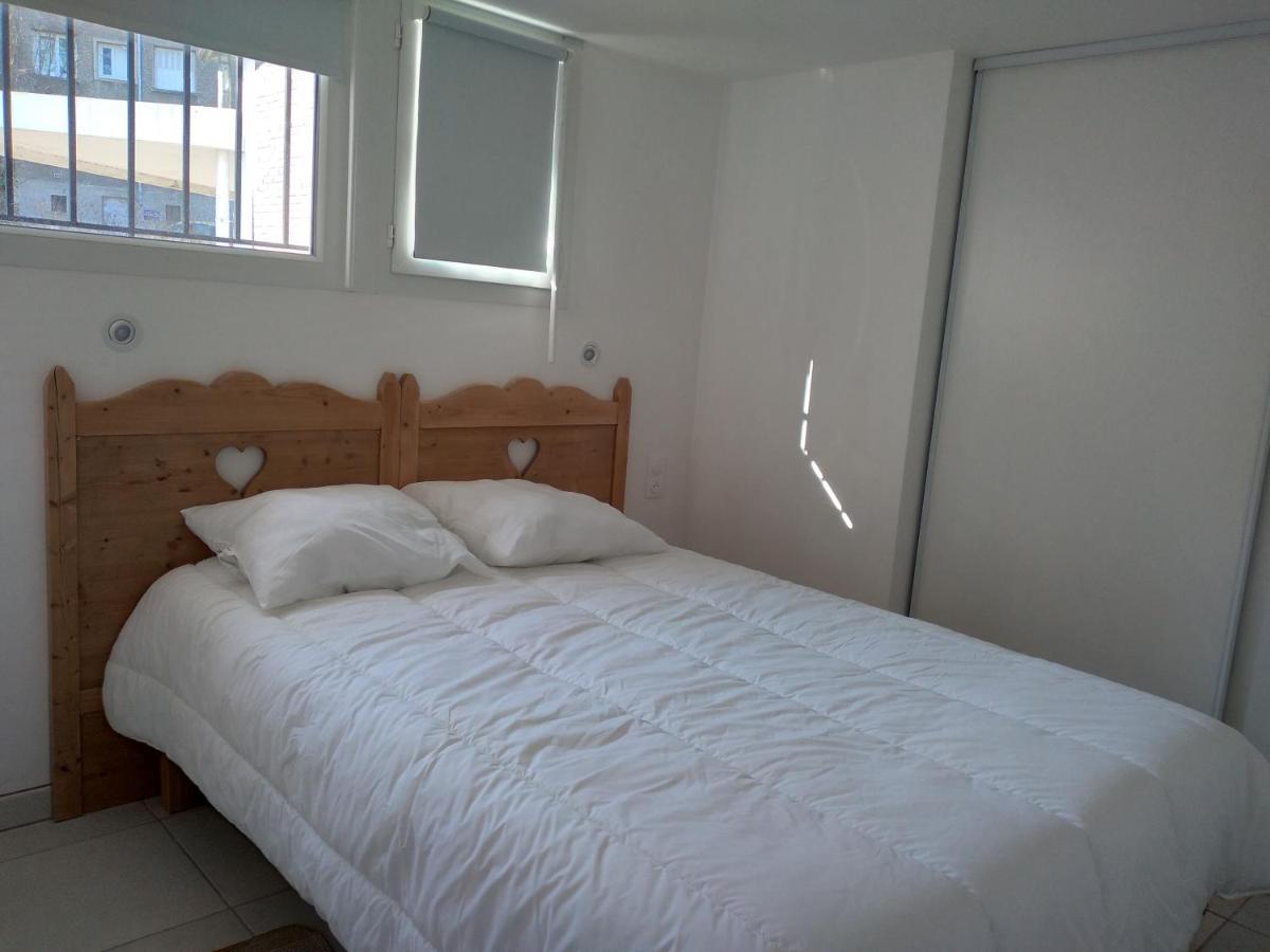 La Bernaudine Bis Apartment Аноне Екстериор снимка